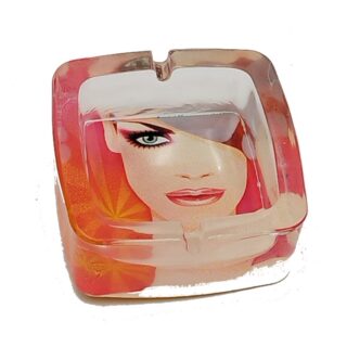 Κρυστάλλινο σταχτοδοχείο με ανάγλυφο σχέδιο